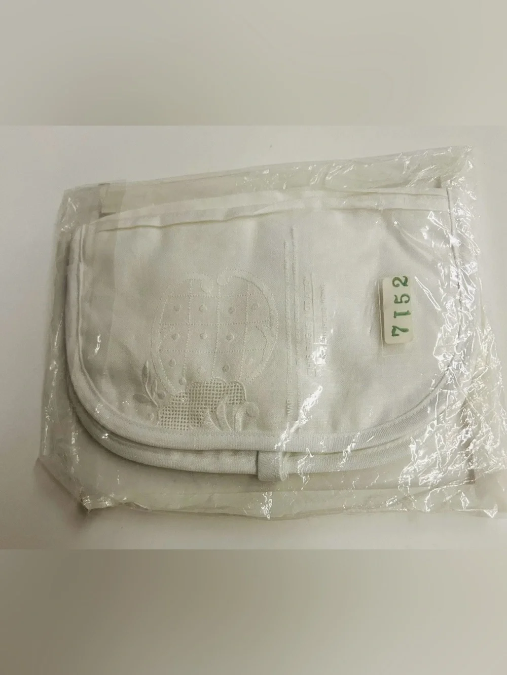 New Paperwhite Lace Jewelry Case Hand Embroidered 2 Zip Inside Compartment